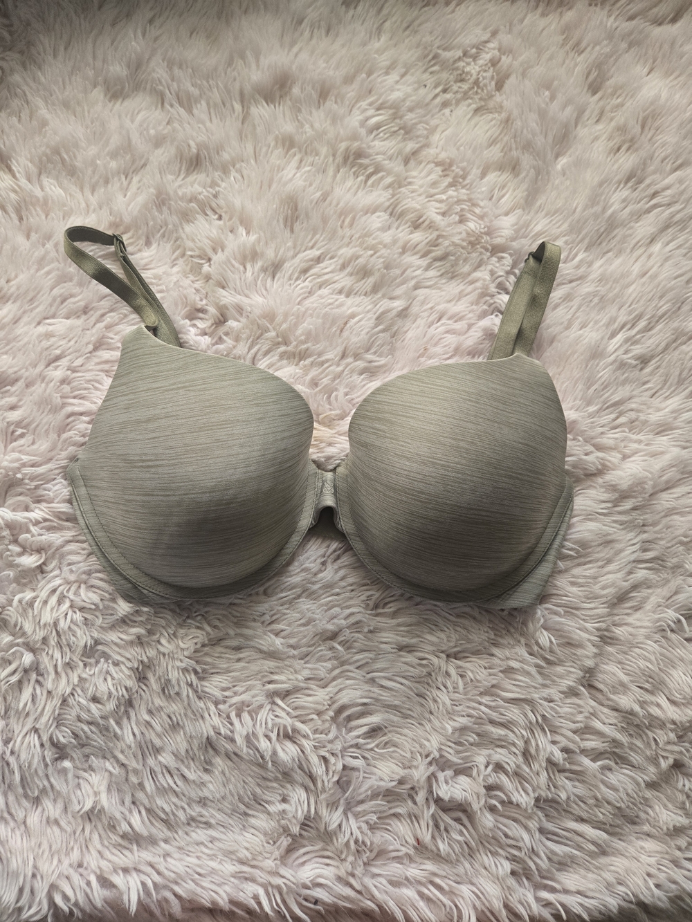 Victoria's Secret Olive Smooth Bra
